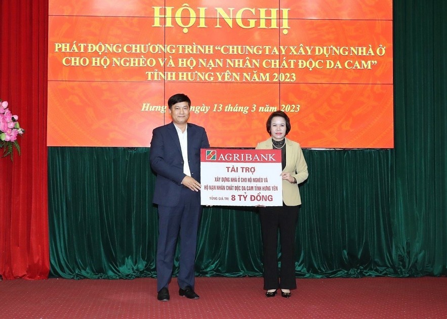 Agribank tài trợ 8 tỷ đồng xây dựng nhà ở cho hộ nghèo tỉnh Hưng Yên