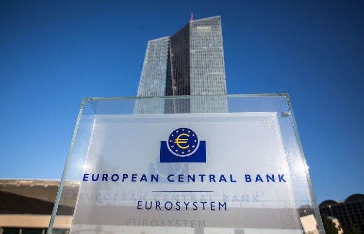Ngân hàng Trung ương châu Âu tiếp tục tăng lãi suất thêm 50 điểm cơ bản