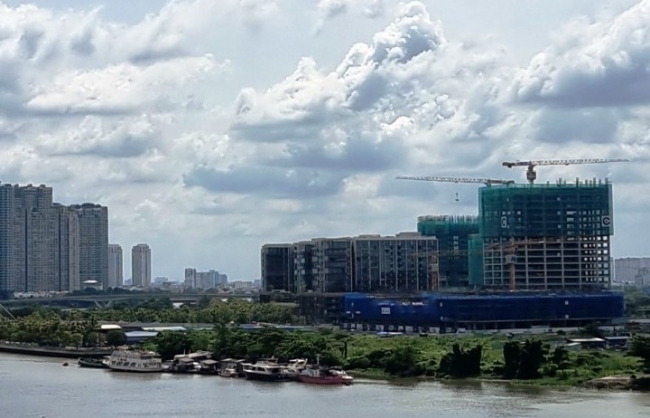 Gỡ dần nút thắt để phục hồi thị trường bất động sản