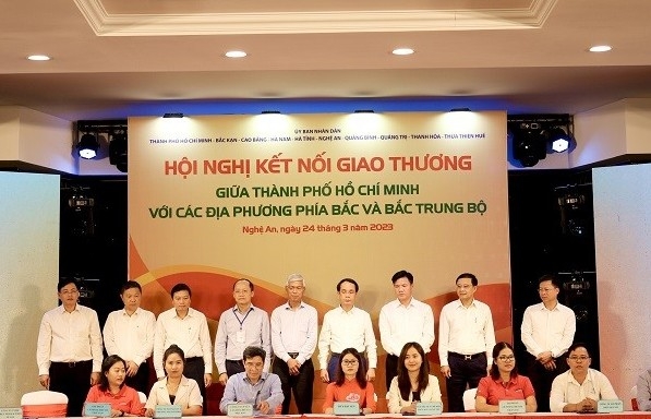 Central Retail ký kết hợp tác với các doanh nghiệp, hợp tác xã các tỉnh phía Bắc và Bắc Trung Bộ