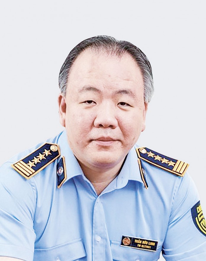 Ông Trần Hữu Linh