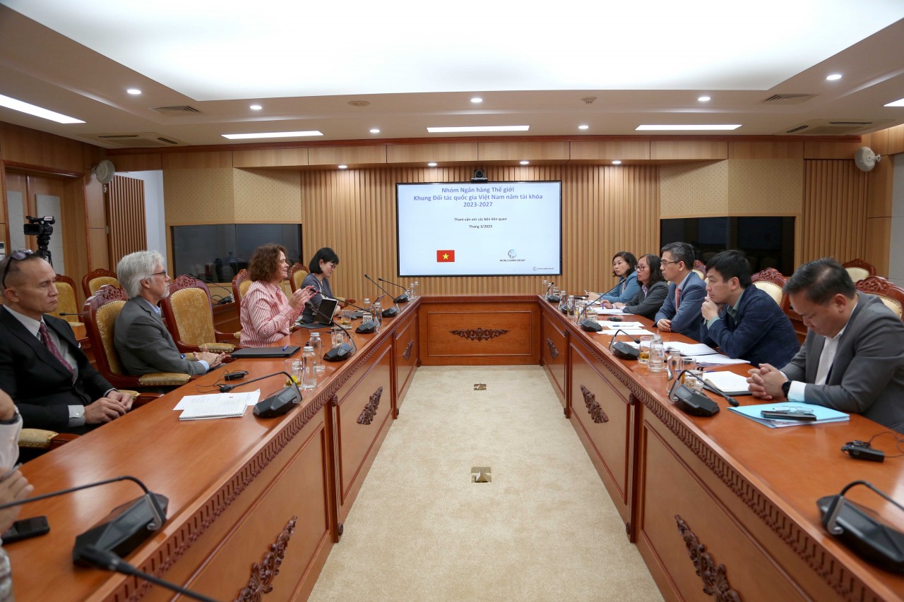 Việt Nam ưu tiên các khoản vay cho các dự án phát triển cơ sở hạ tầng