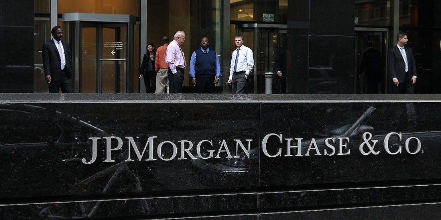 Goldman Sachs và JPMorgan Chase dẫn đầu thương vụ mua lại và sáp nhập