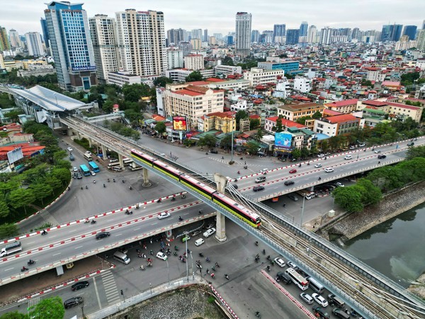 Hanoi focuses resources on key projects