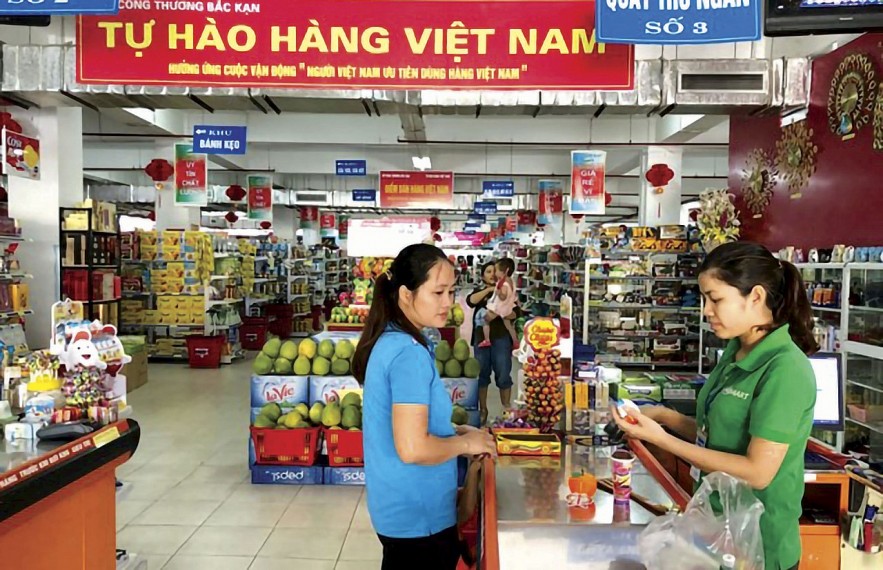 Hàng Việt Nam ngày càng được người tiêu dùng tin tưởng.