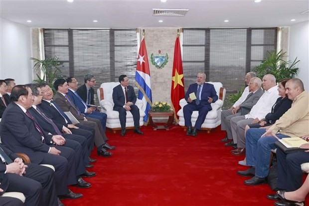 Vietnamese NA Chairman meets with Cuban PM in Havana