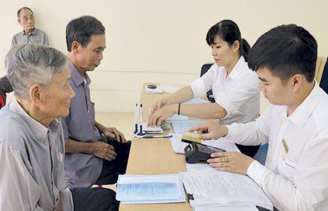 Giảm số năm đóng bảo hiểm xã hội giúp nhiều người có cơ hội nhận lương hưu