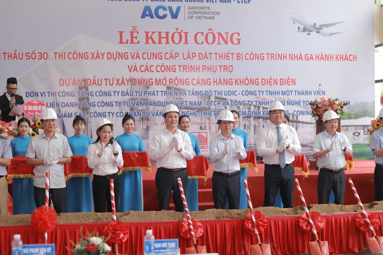 Khởi công gói thầu xây dựng Nhà ga hành khách sân bay Điện Biên