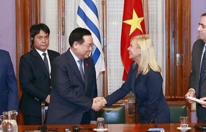 Vietnam’s NA signs cooperation agreement for first time with Uruguay parliament