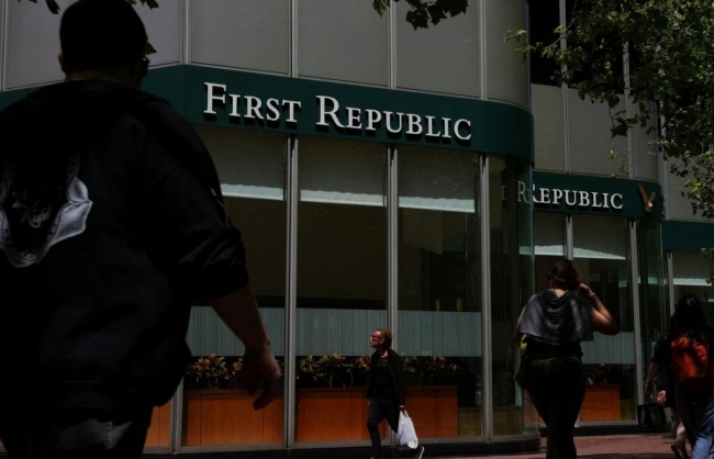 First Republic bị tịch thu và bán cho JPMorgan, vụ đổ vỡ ngân hàng lớn thứ hai trong lịch sử Mỹ