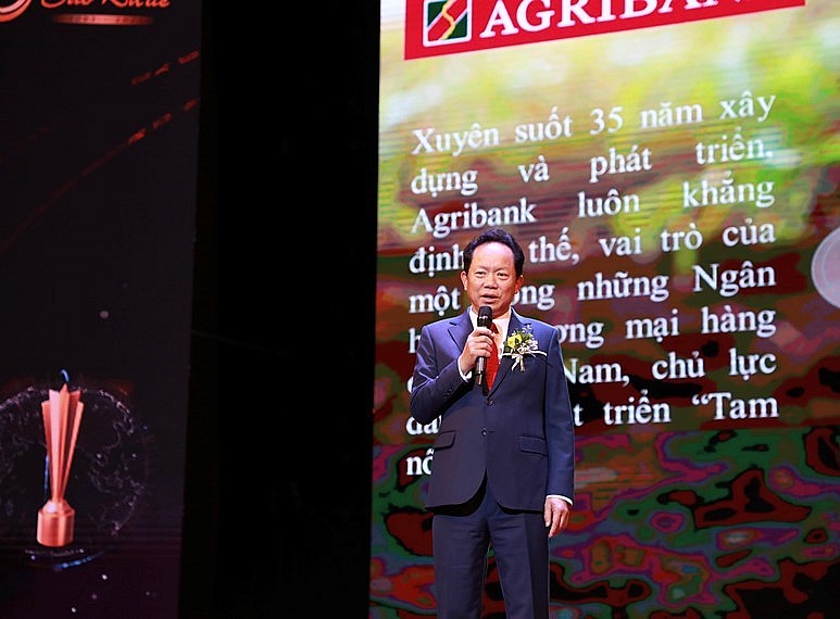 Agribank giành “cú đúp” tại giải thưởng Sao Khuê 2023