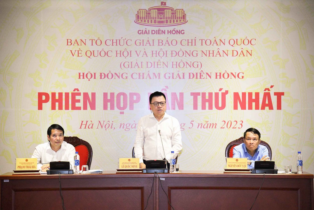 Hơn 3.000 tác phẩm tham dự Giải Diên Hồng