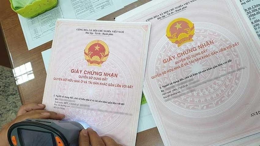 TP. Hồ Chí Minh: Tháo gỡ vướng mắc pháp lý để đẩy nhanh cấp sổ hồng cho người dân