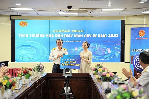 Cục Thuế TP. Hà Nội tiếp tục tìm ra 19 “hóa đơn may mắn”