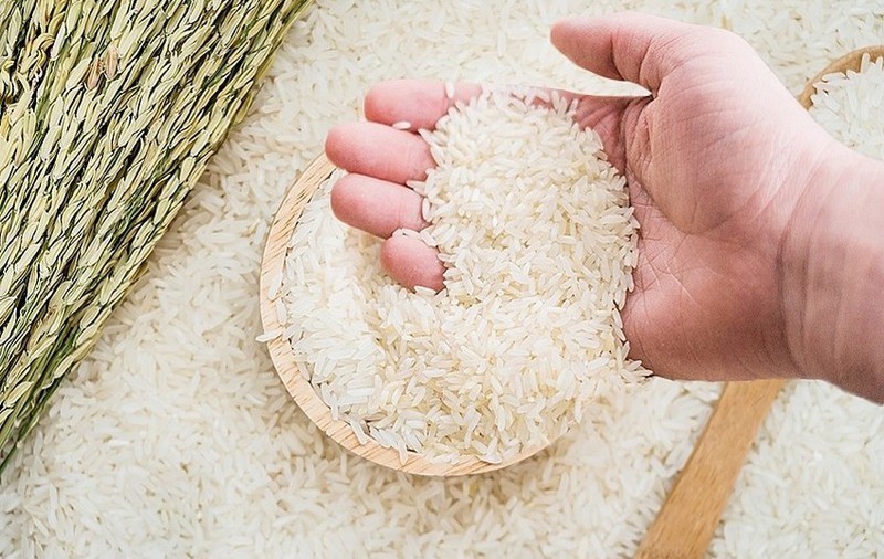 Ngày 17/5: Giá lúa gạo tiếp tục neo ở mức cao, nhu cầu nhập khẩu lớn