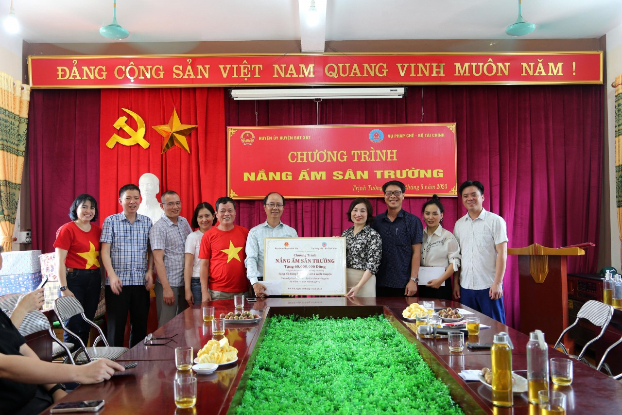 Vụ Pháp chế (Bộ Tài chính) hỗ trợ chỉnh trang Trường Mầm non Trịnh Tường