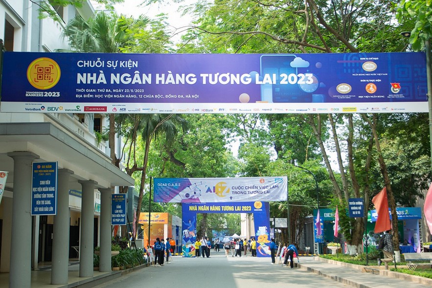 Agribank đồng hành cùng “Nhà ngân hàng tương lai năm 2023”