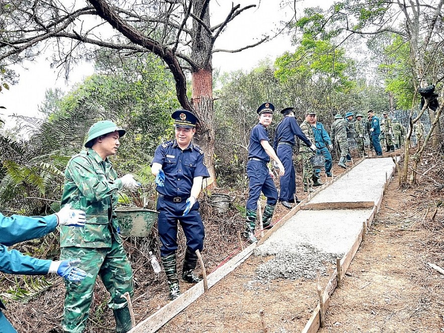 Hải quan Lạng Sơn phát động đợt thi đua nhân kỷ niệm 70 năm ngày thành lập