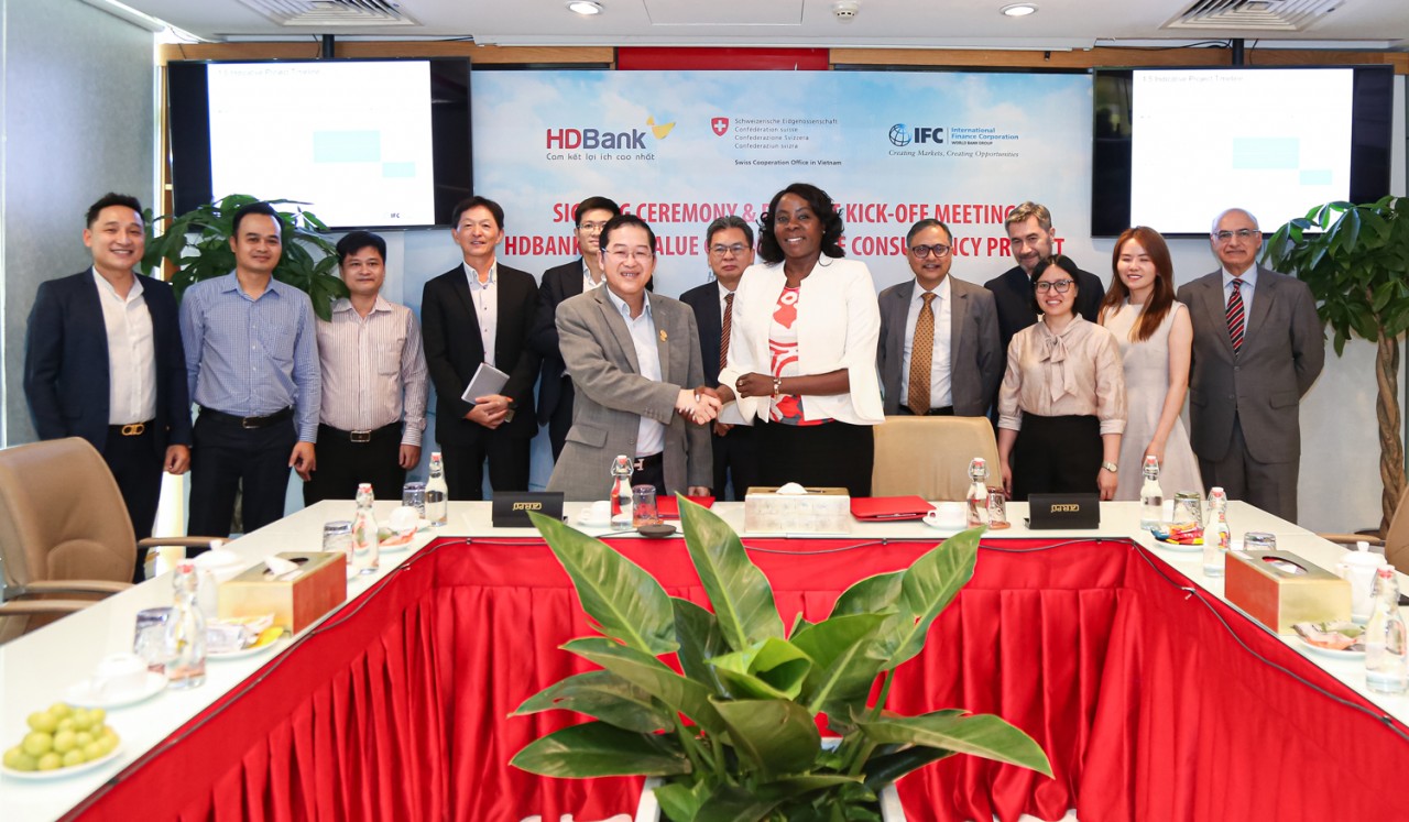 HDBank và IFC thỏa thuận hợp tác tư vấn nâng tầm và mở rộng hoạt động tài trợ chuỗi