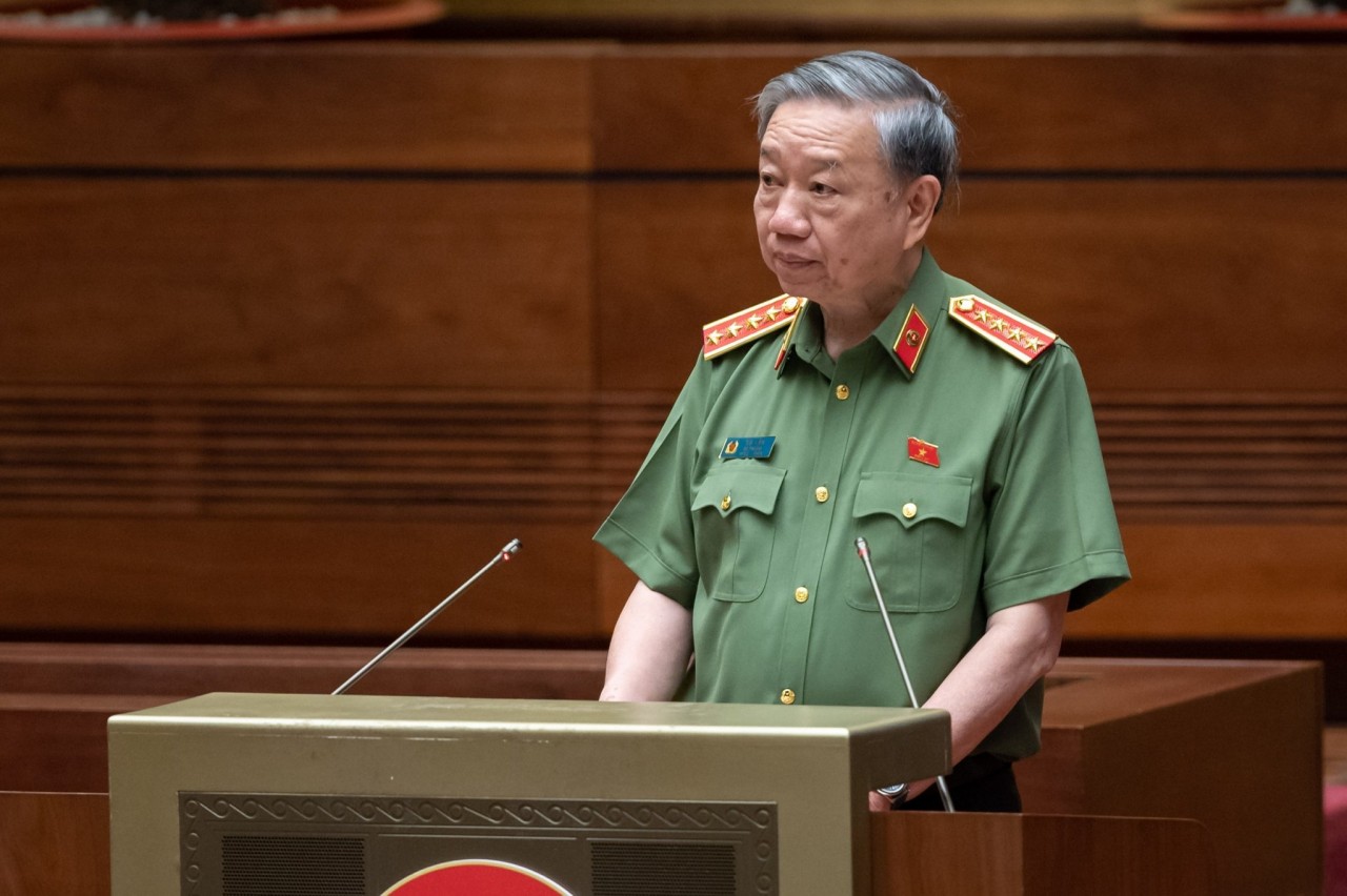 Đề xuất hàm đại tướng với sĩ quan công an biệt phái được bầu làm Phó Chủ tịch Quốc hội