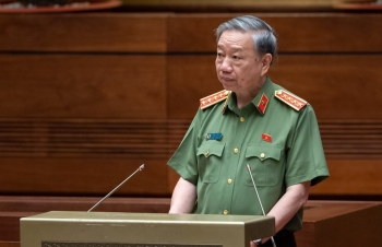 Đề xuất hàm đại tướng với sĩ quan công an biệt phái được bầu làm Phó Chủ tịch Quốc hội