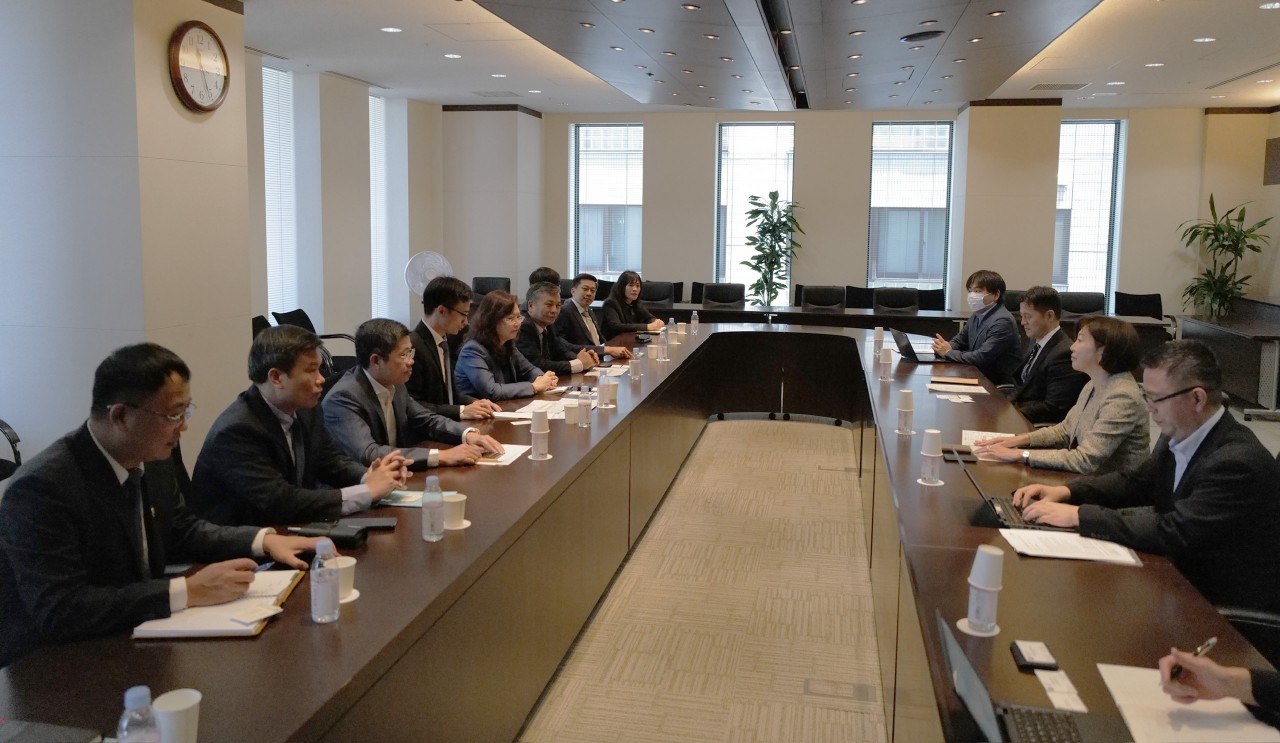 Tăng cường sự hỗ trợ của JICA để thúc đẩy hiệu quả hoạt động thị trường chứng khoán Việt Nam Tranh thủ sự hỗ trợ của JICA, đưa thị trường chứng khoán Việt Nam phát triển bền vững