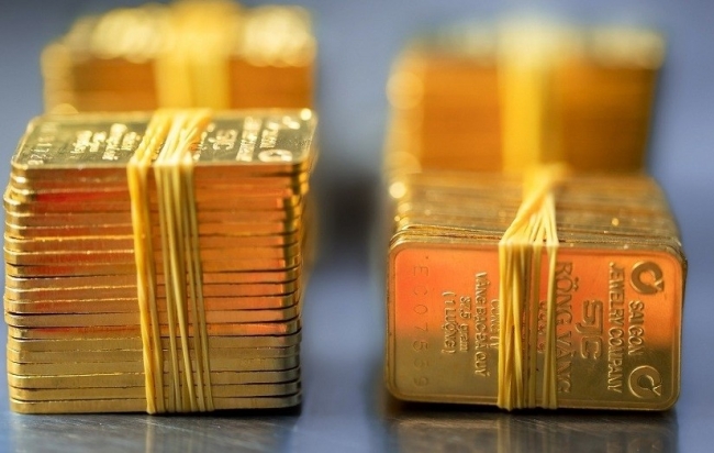 Giá vàng hôm nay (30/5): Vàng SJC tiếp tục giảm nhẹ, vàng thế giới đứng giá