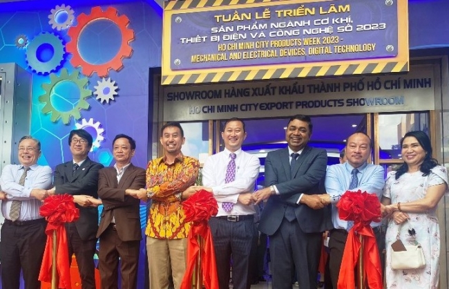 Khai mạc tuần lễ Triển lãm sản phẩm ngành cơ khí, thiết bị điện và công nghệ số