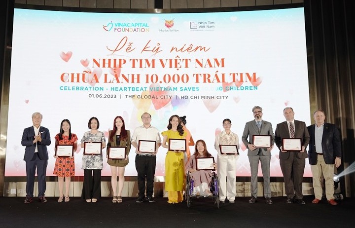 Chương trình Nhịp tim Việt Nam đạt cột mốc chữa lành 10 nghìn trái tim