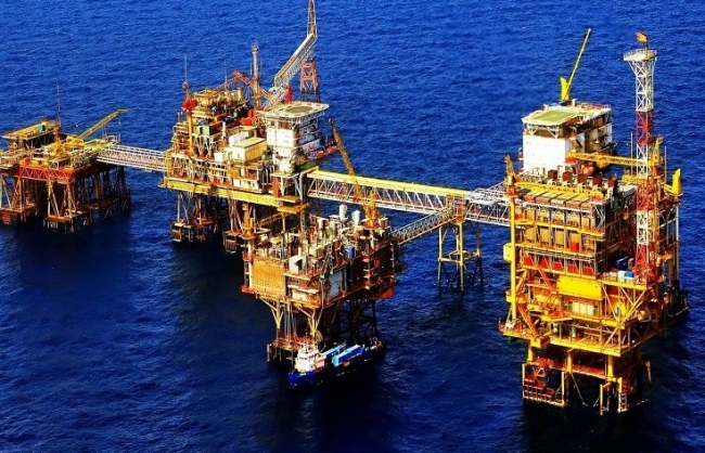 Mức thu phí bảo vệ môi trường đối với dầu thô là 100.000 đồng/tấn