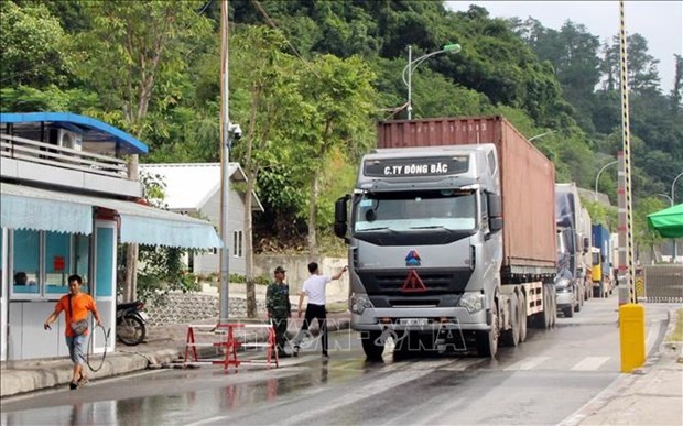Lang Son’s border gates speed up customs clearance