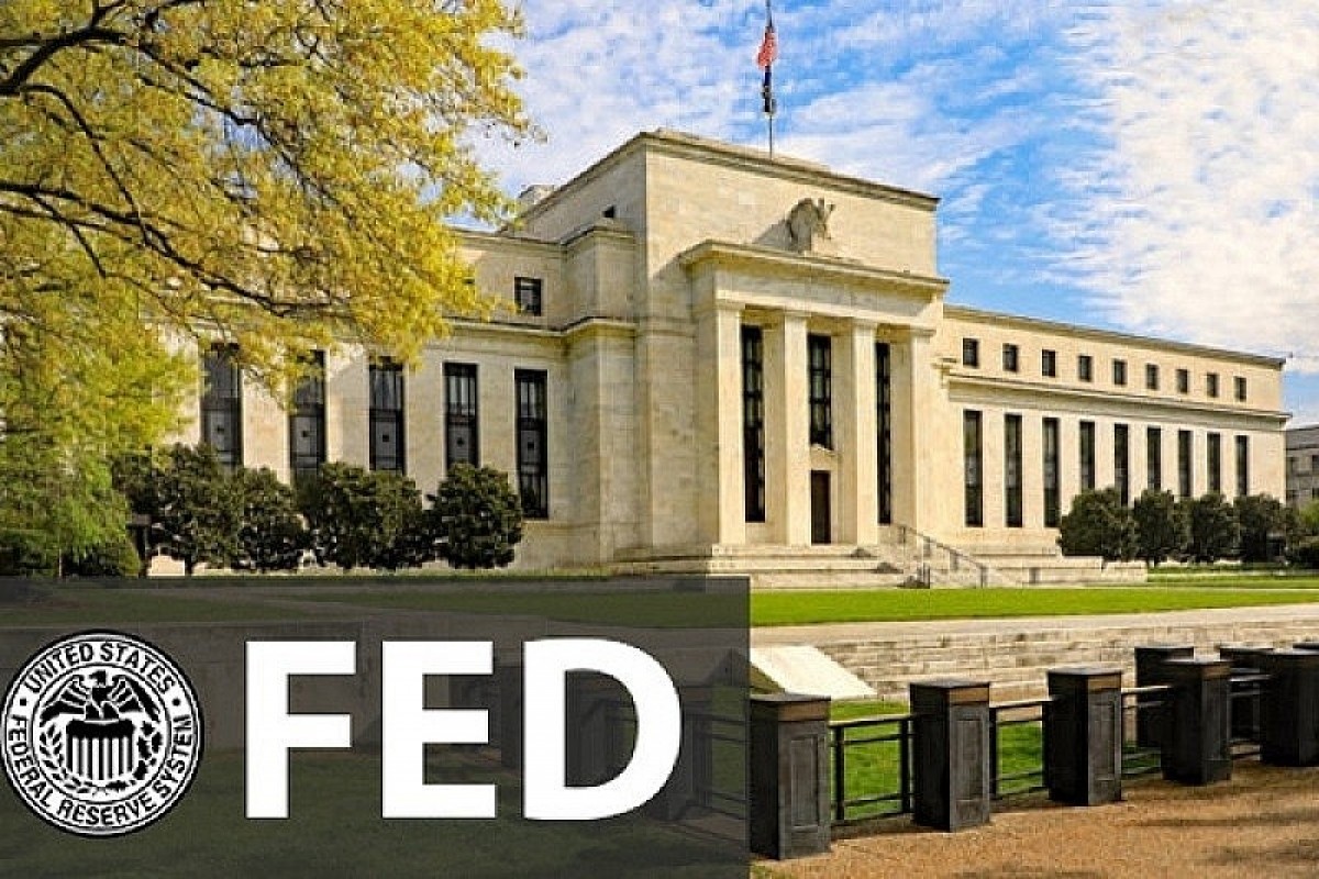 Lãi suất liên ngân hàng giảm, giá vàng dõi theo tín hiệu từ FED