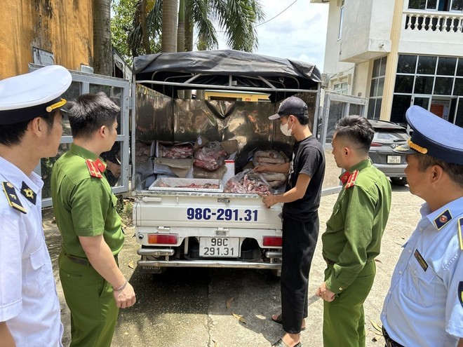 Ngành Hải quan quyết liệt ngăn chặn, xử lý nhập lậu gia cầm