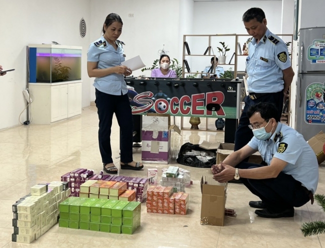 Hà Nội: Khởi tố vụ án buôn bán thực phẩm giả trên không gian mạng