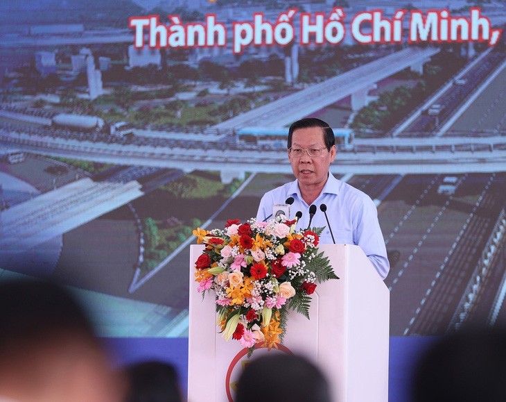 TP. Hồ Chí Minh: Cam kết nỗ lực cao nhất để sớm hoàn thành đường vành đai 3