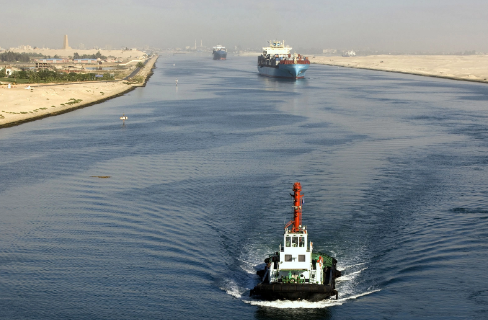 Doanh thu của Kênh đào Suez đạt 9,4 tỷ USD, mức kỷ lục trong nhiều năm qua