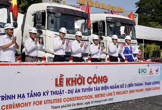 Khởi công gói hạ tầng kỹ thuật, mặt bằng chuẩn bị thi công tuyến metro số 2