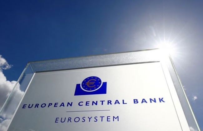 Quan chức ECB họp trong bối cảnh căng thẳng về lãi suất và lạm phát