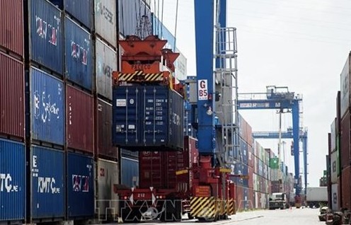 Trade surplus reaches 12.25 billion USD in H1