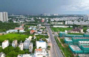 TP. Hồ Chí Minh: 5 huyện sẽ trở thành thành phố trực thuộc