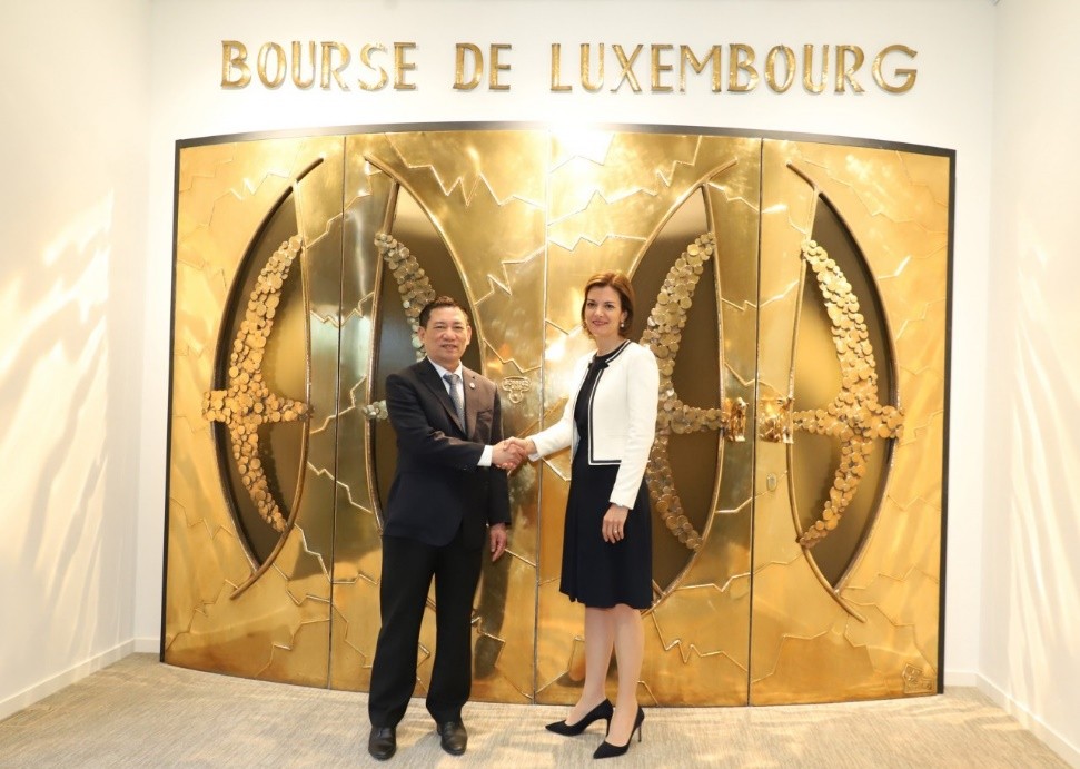 Further strengthen cooperation with Luxembourg Stock Exchange for green and sustainable development