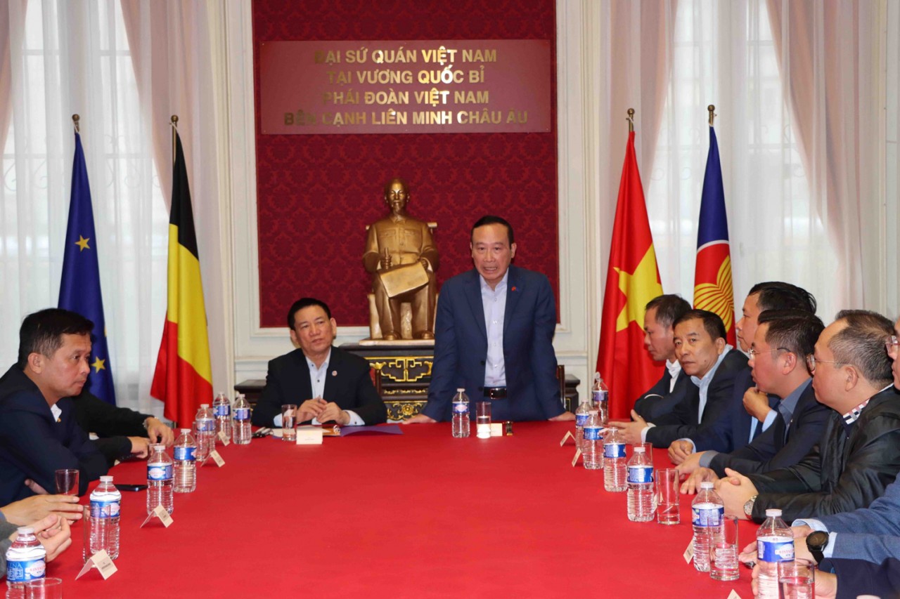 Chùm ảnh hoạt động của Bộ trưởng Bộ Tài chính Hồ Đức Phớc tại Bỉ và Luxembourg Chùm ảnh hoạt động của Bộ trưởng Bộ Tài chính Hồ Đức Phớc tại Vương quốc Bỉ và Luxembourg