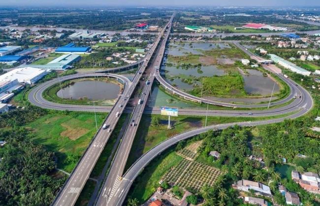Long An: Kinh tế năm 2023 hứa hẹn tăng trưởng tích cực