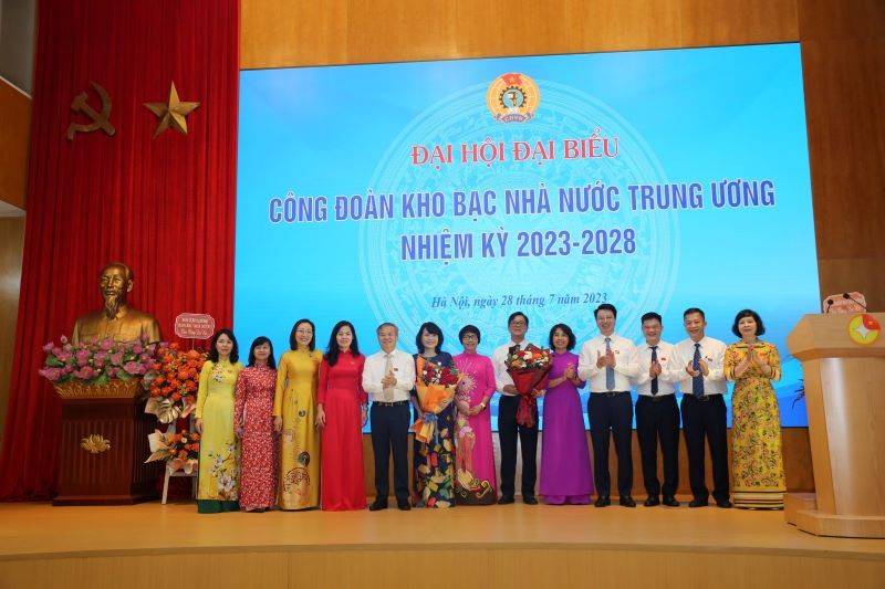 Công đoàn Kho bạc Nhà nước trung ương đồng hành cùng các công đoàn viên cả trong công việc và đời sống Công đoàn Kho bạc Nhà nước Trung ương đồng hành cùng các công đoàn viên cả trong công việc và đời sống