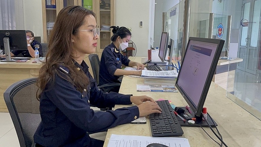 Make it easier for businesses to declare and submit documents