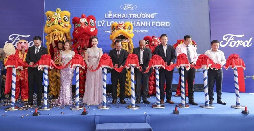 Khai trương đại lý Long Khánh Ford, nâng cao chất lượng trải nghiệm khách hàng