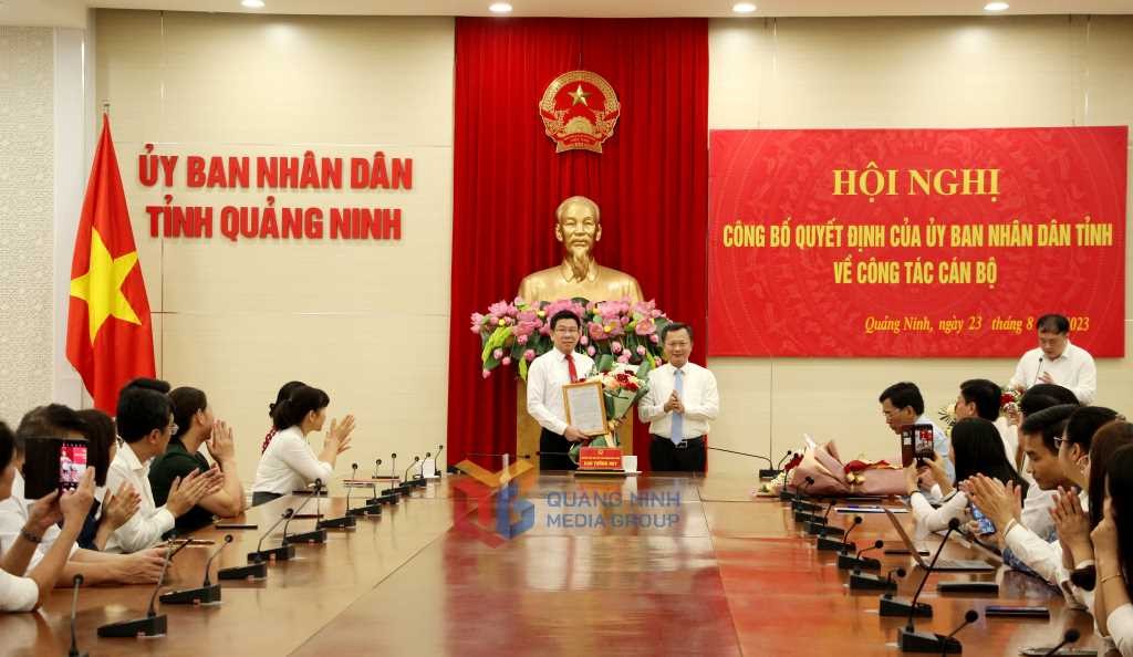 Quảng Ninh: Công bố quyết định về công tác cán bộ