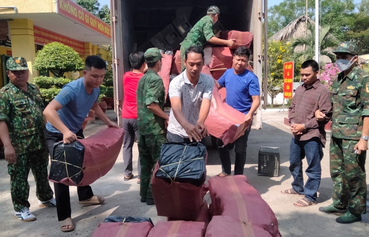 Chủ động phương án chống buôn lậu, gian lận thương mại cuối năm