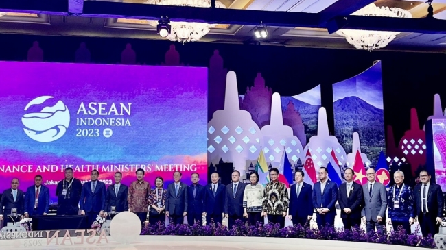 Hội nghị Bộ trưởng Tài chính và Bộ trưởng Y tế ASEAN