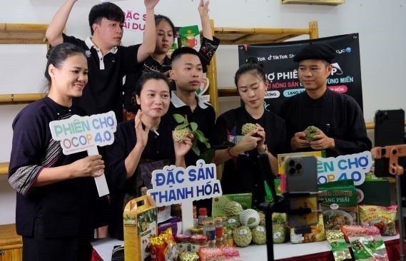 dua dac san ocop dia phuong len san thuong mai dien tu